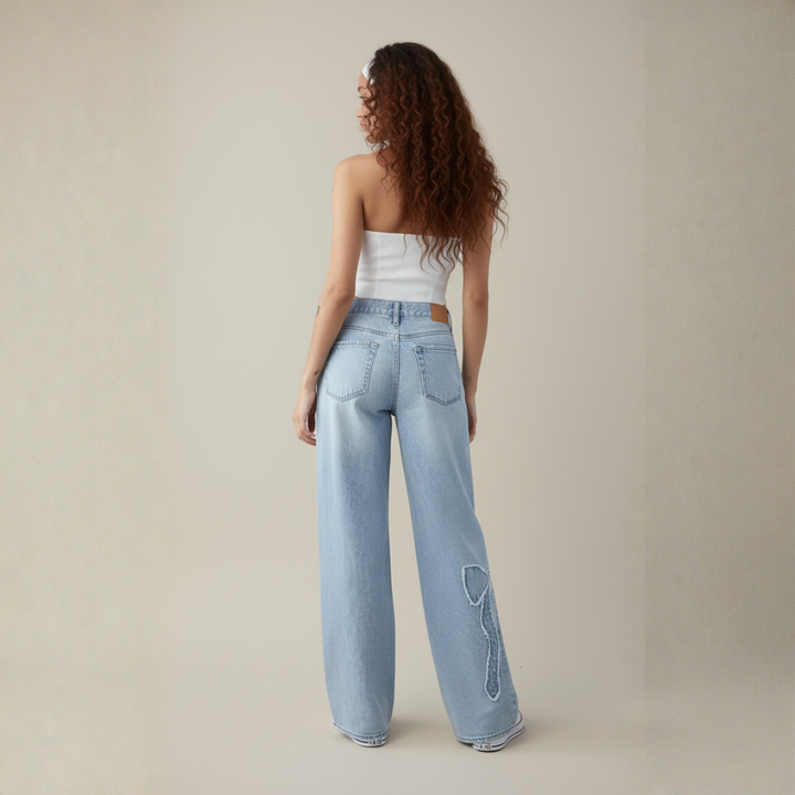 Weite Jeans für Damen mit Herz-Patch-Details – Modischer Streetstyle für Alltag und Freizeit