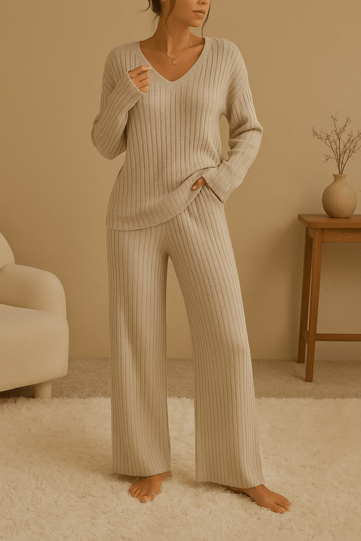 Evangeline Damen Lounge-Set mit Rippmuster & V-Ausschnitt