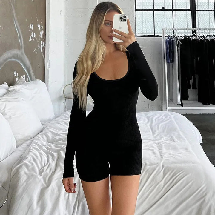 Herbstliche schwarze Playsuits für Damen – Figurbetonendes Langarm-O-Ausschnitt-Romper für Freizeit und Sport 1
