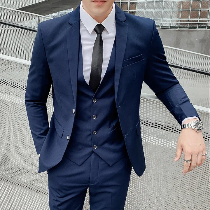 Herrenanzug Slim Fit Einfarbig mit Weste für Business und Formalanlässe 1