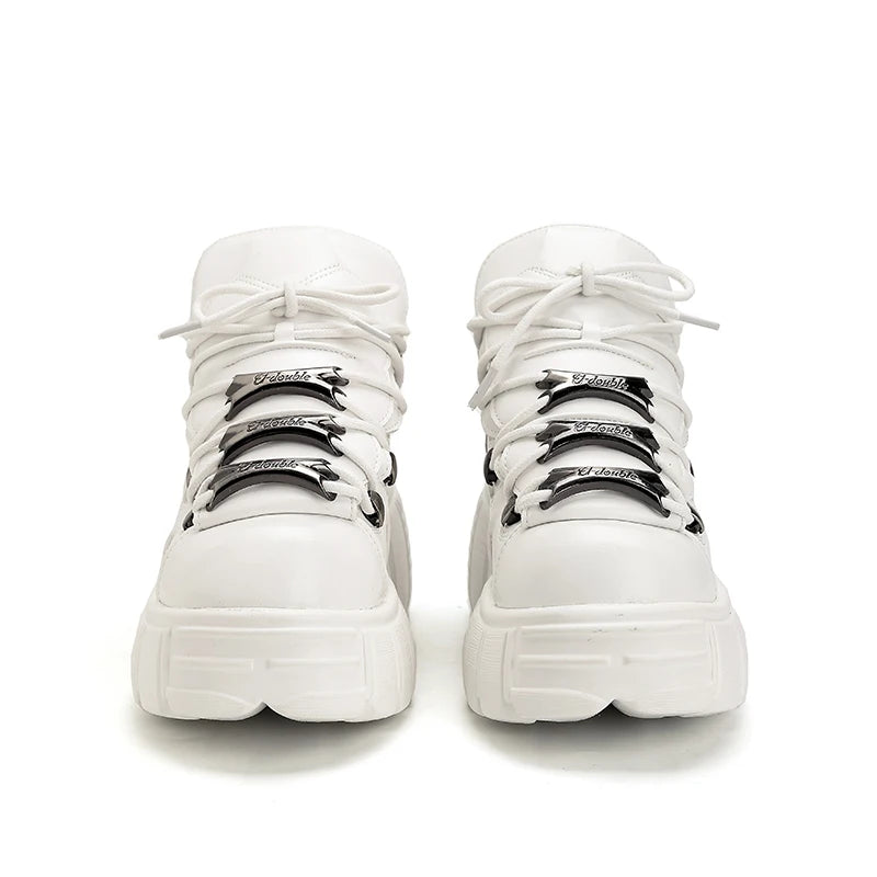 Punk Style Damen Schuhe – Schnürstiefel mit Plattform und Metallverzierungen