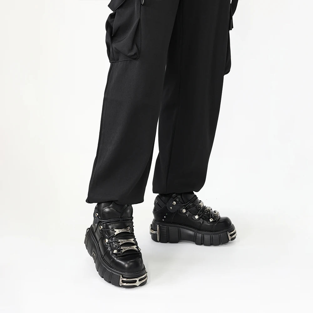 Punk Style Damen Schuhe – Schnürstiefel mit Plattform und Metallverzierungen